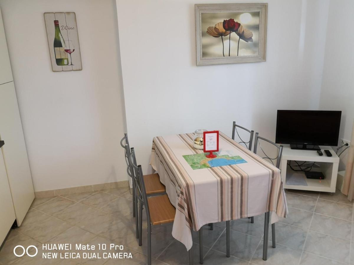 Apartmans Luce E Stella Malinska Εξωτερικό φωτογραφία
