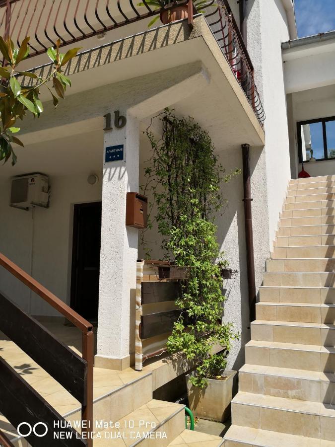Apartmans Luce E Stella Malinska Εξωτερικό φωτογραφία